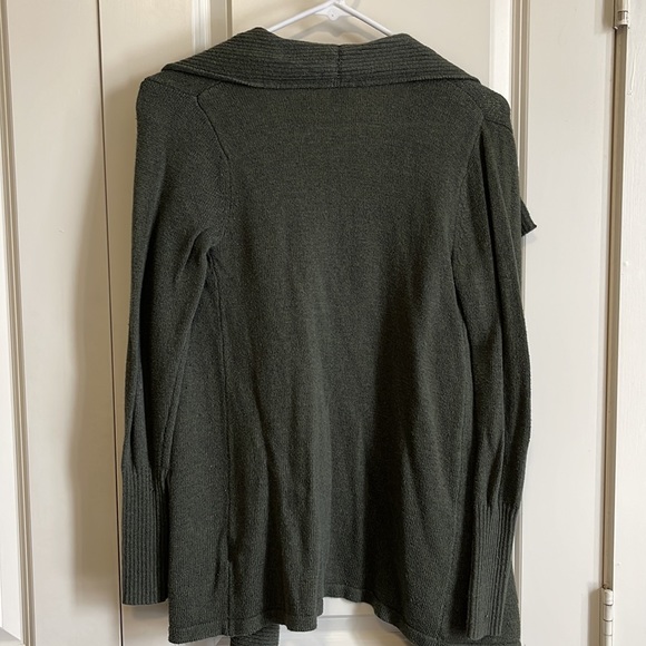 Dark green cardigan, size XS *open to all offers* - Picture 4 of 4